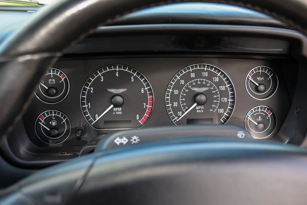2004 Aston Martin DB7 Vantage - Image 12 of 30