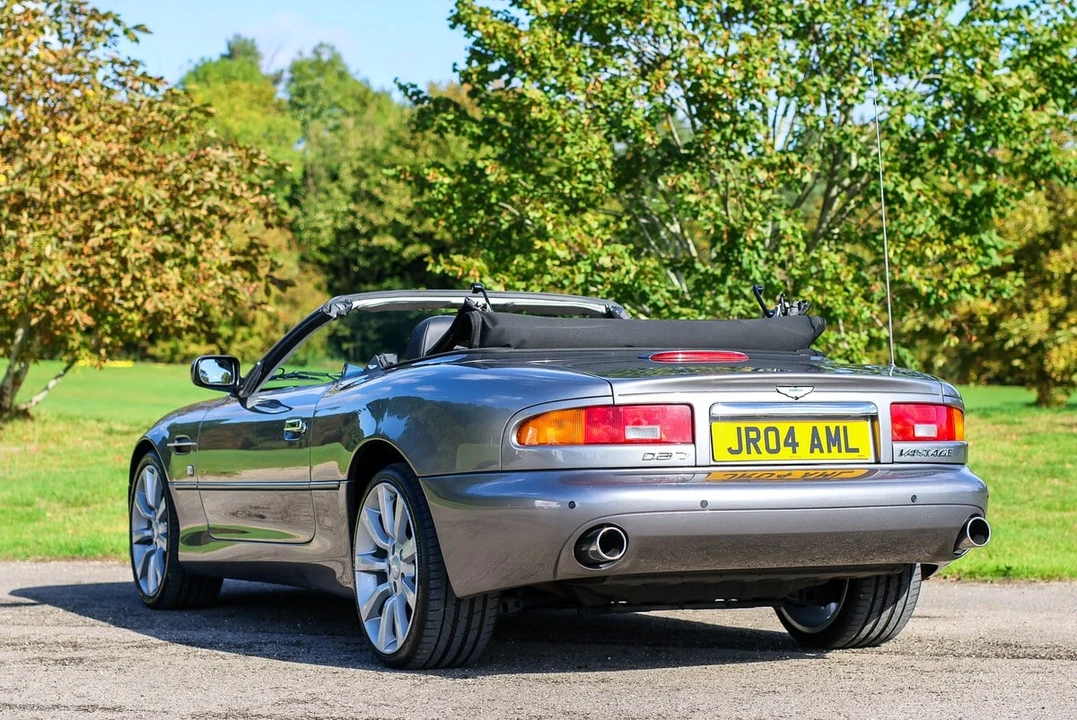 2004 Aston Martin DB7 Vantage - Image 17 of 30