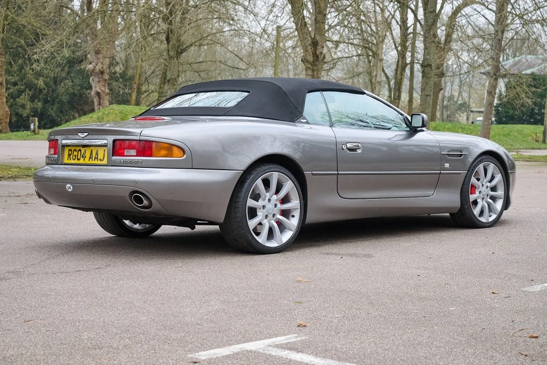 2004 Aston Martin DB7 Vantage - Image 11 of 30