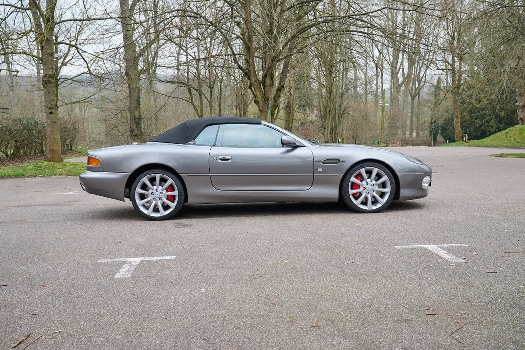 2004 Aston Martin DB7 Vantage - Image 9 of 30