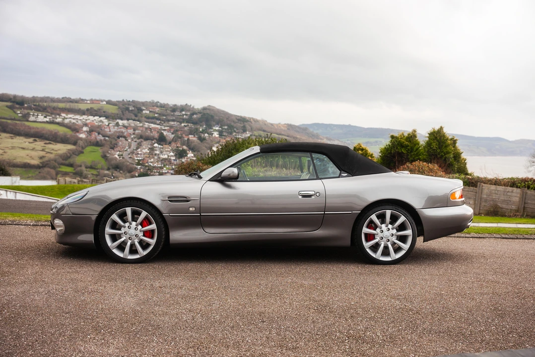 2004 Aston Martin DB7 Vantage - Image 16 of 31