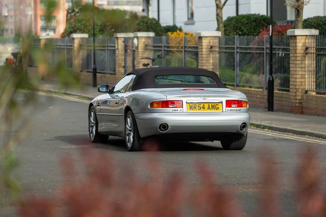 2004 Aston Martin DB7 Vantage - Image 17 of 30