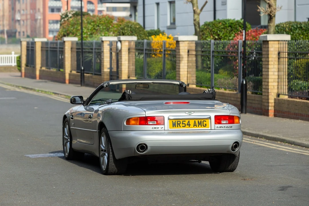2004 Aston Martin DB7 Vantage - Image 12 of 30