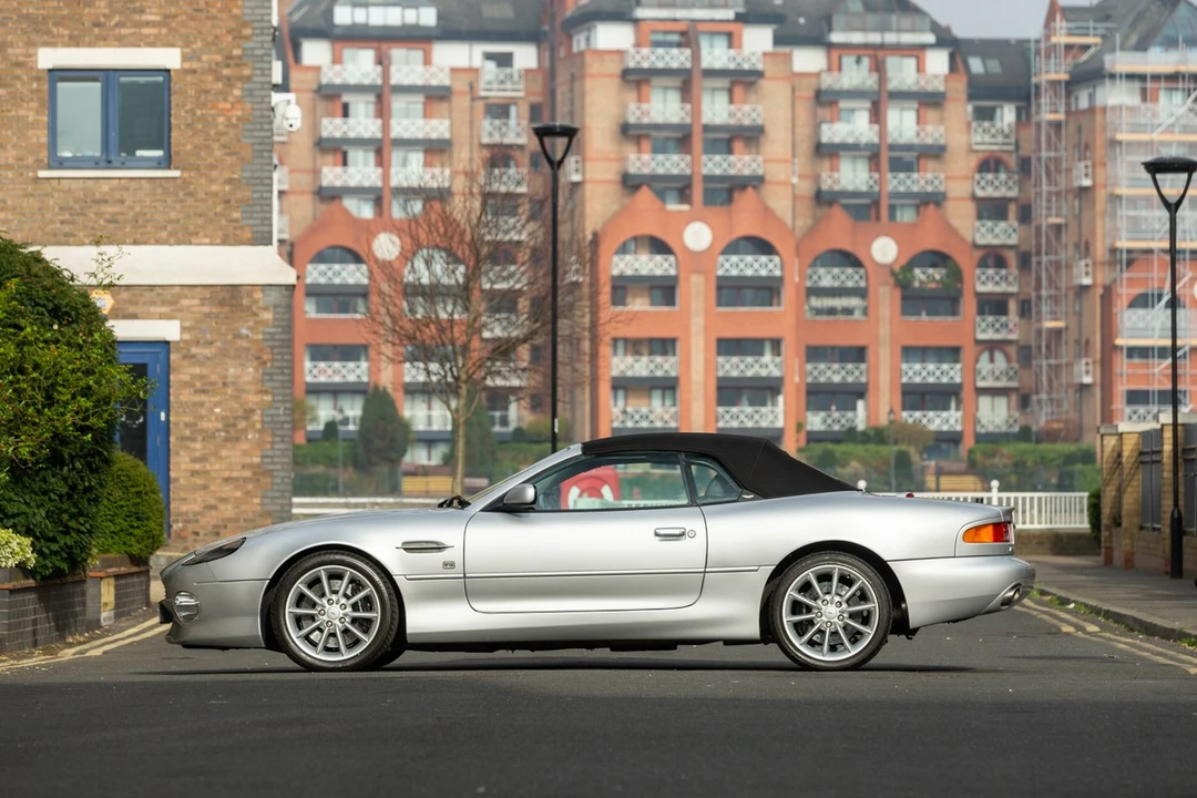 2004 Aston Martin DB7 Vantage - Image 15 of 30