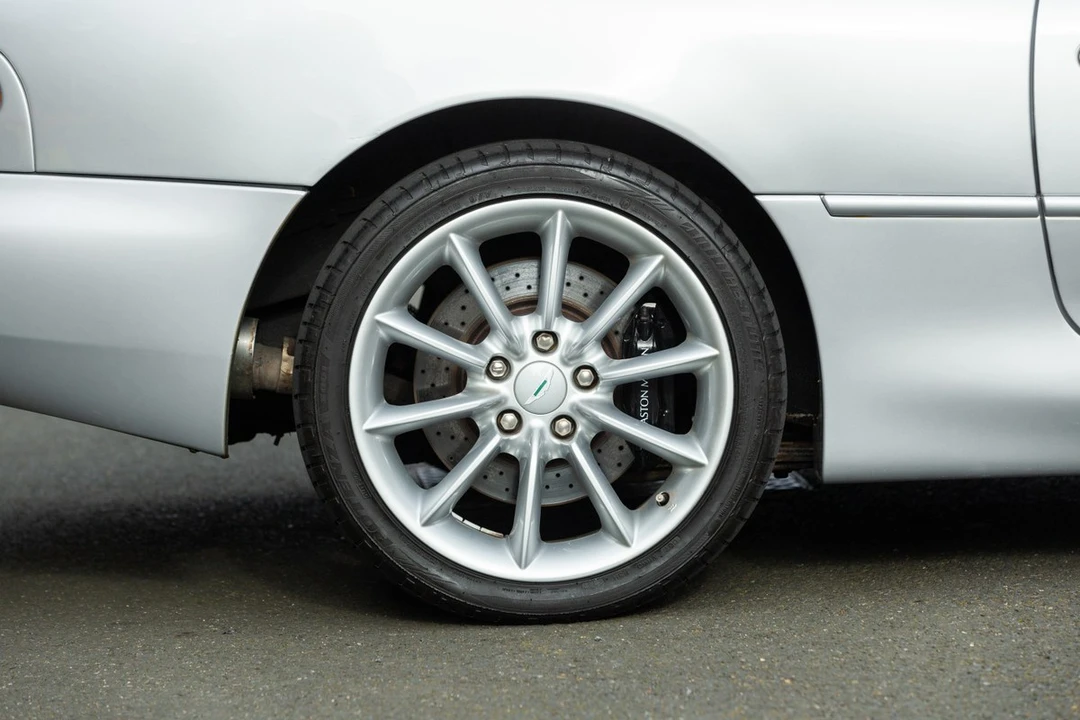 2004 Aston Martin DB7 Vantage - Image 25 of 30