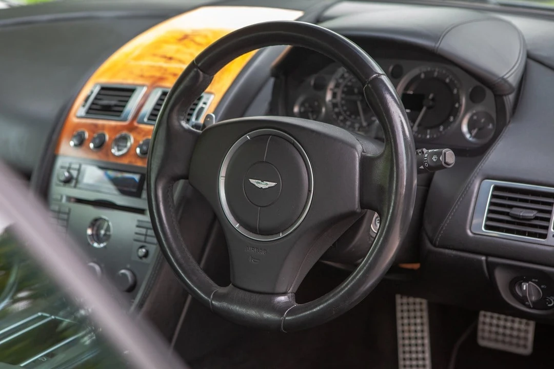 2004 Aston Martin DB9 - Image 27 of 30