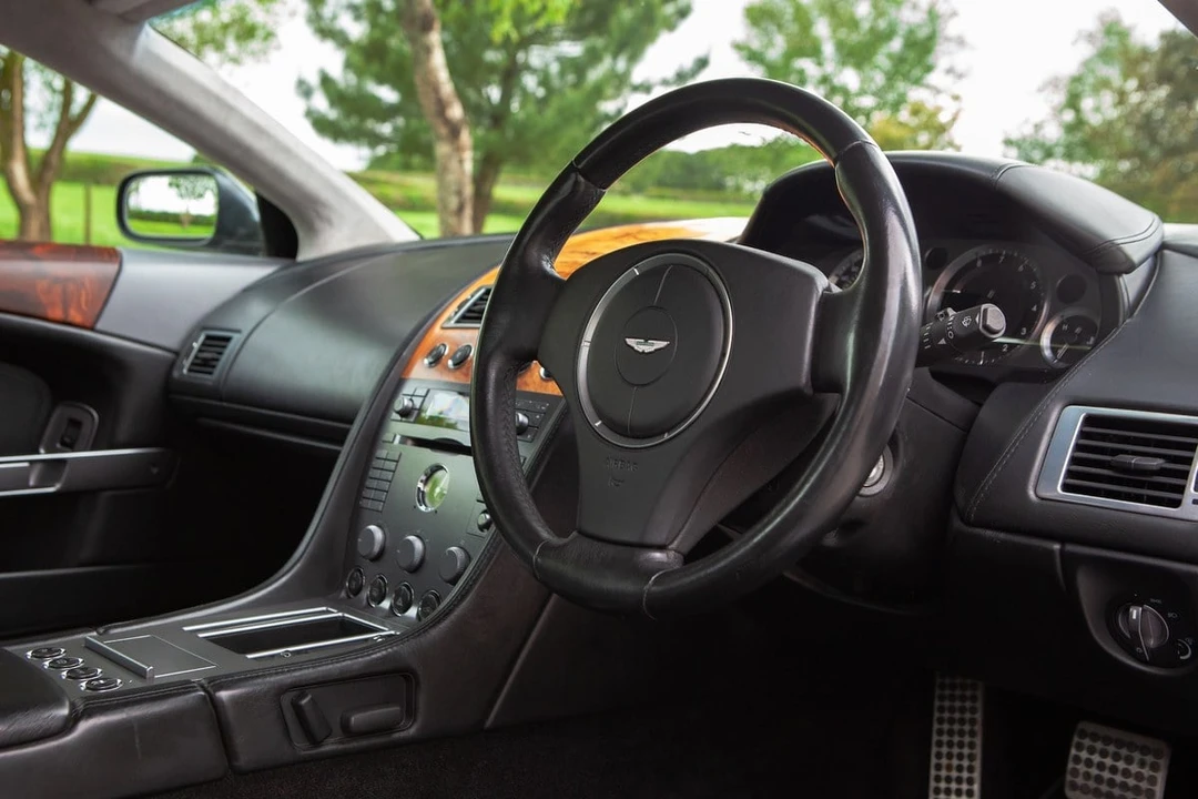 2004 Aston Martin DB9 - Image 29 of 30
