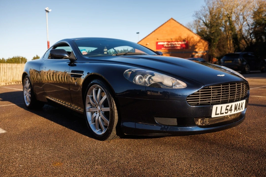 2004 Aston Martin DB9 - Image 19 of 30