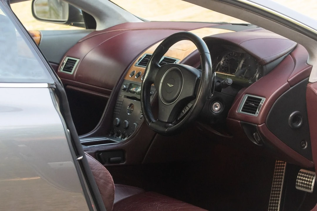 2004 Aston Martin DB9 - Image 29 of 30