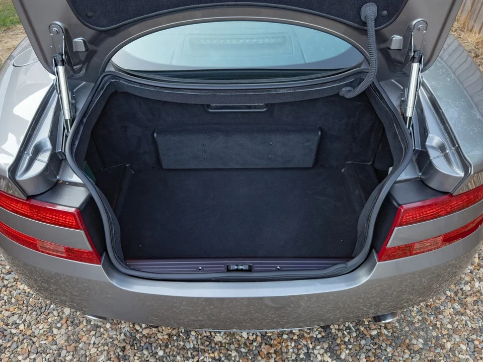 2004 Aston Martin DB9 - Image 18 of 30