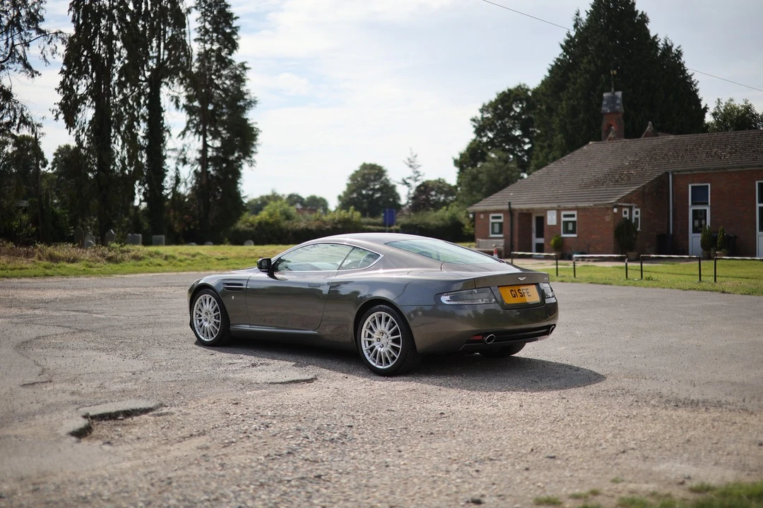 2004 Aston Martin DB9 - Image 17 of 30