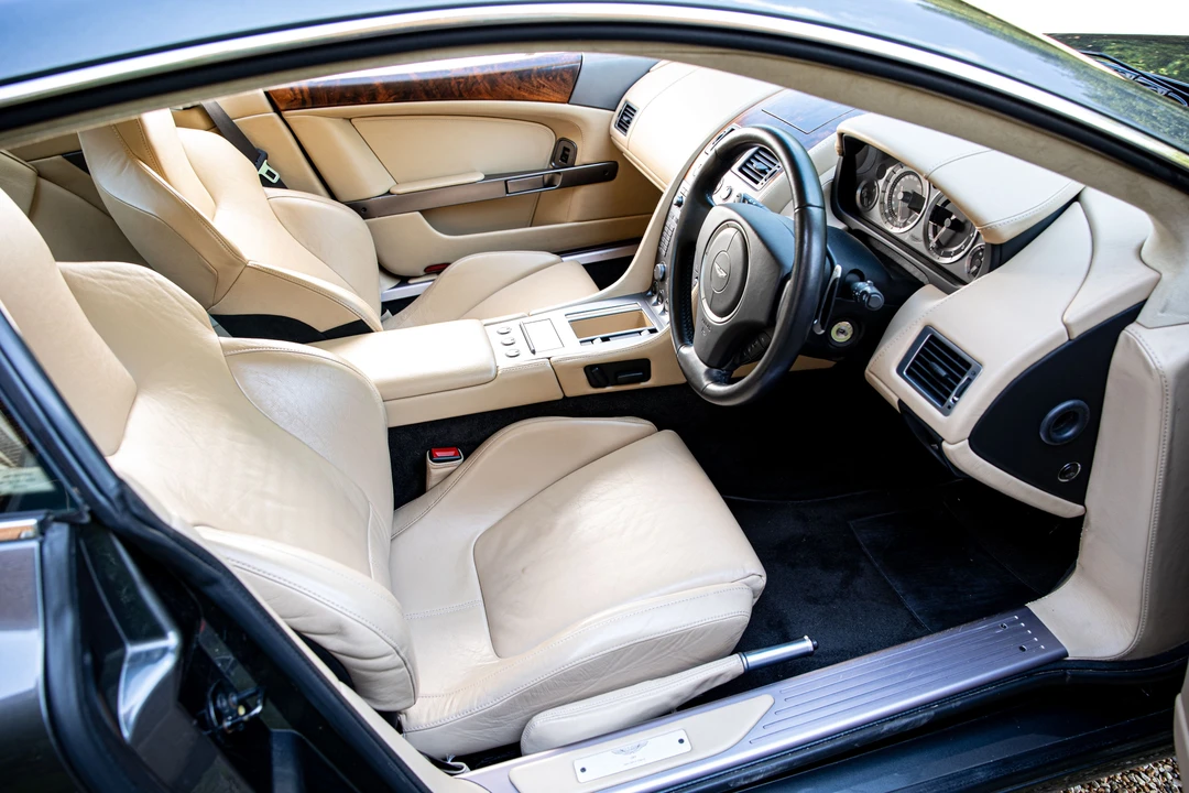 2004 Aston Martin DB9 - Image 30 of 31