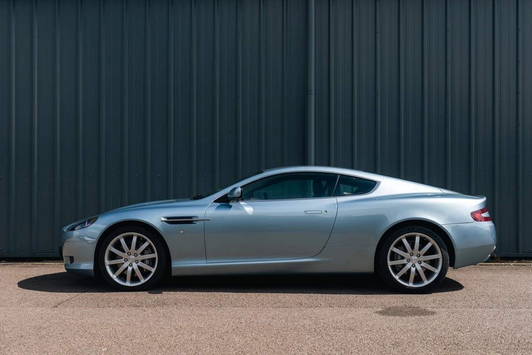 2004 Aston Martin DB9 - Image 8 of 31