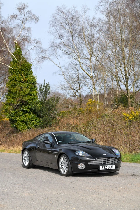 2004 Aston Martin Vanquish 1st Gen - Image 17 of 31