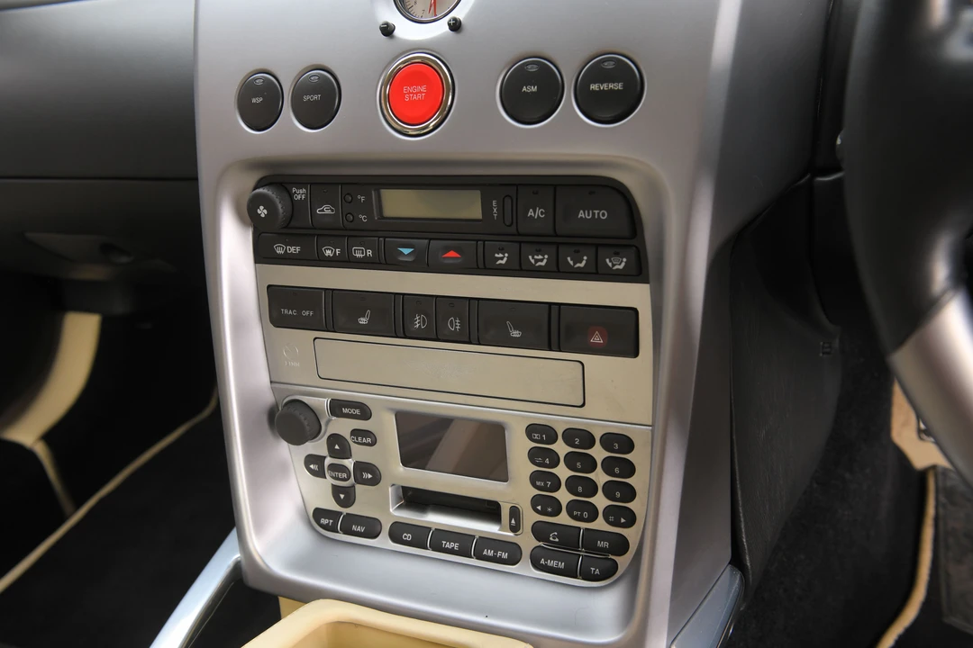 2004 Aston Martin Vanquish 1st Gen - Image 7 of 31