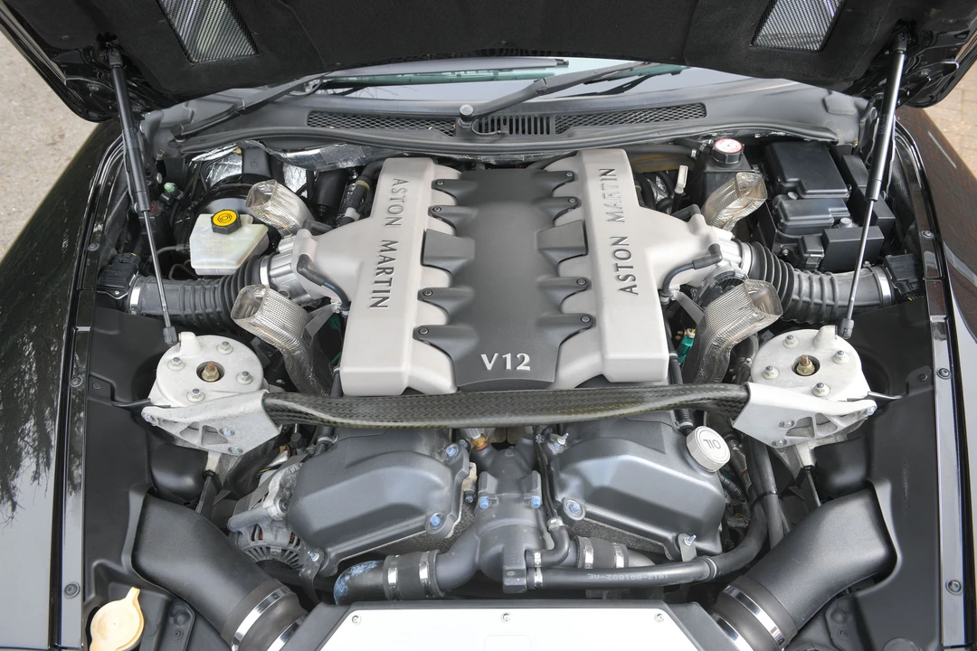 2004 Aston Martin Vanquish 1st Gen - Image 31 of 31