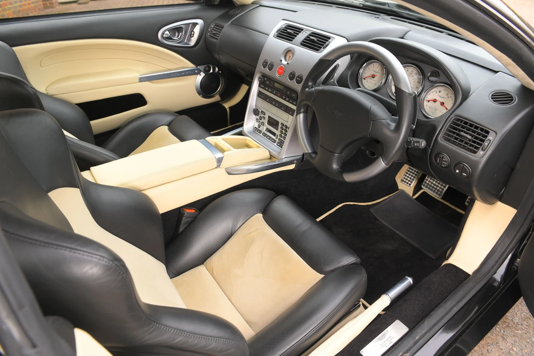 2004 Aston Martin Vanquish 1st Gen - Image 11 of 31