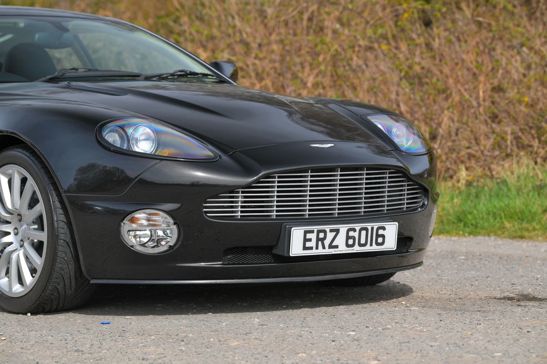 2004 Aston Martin Vanquish 1st Gen - Image 4 of 31