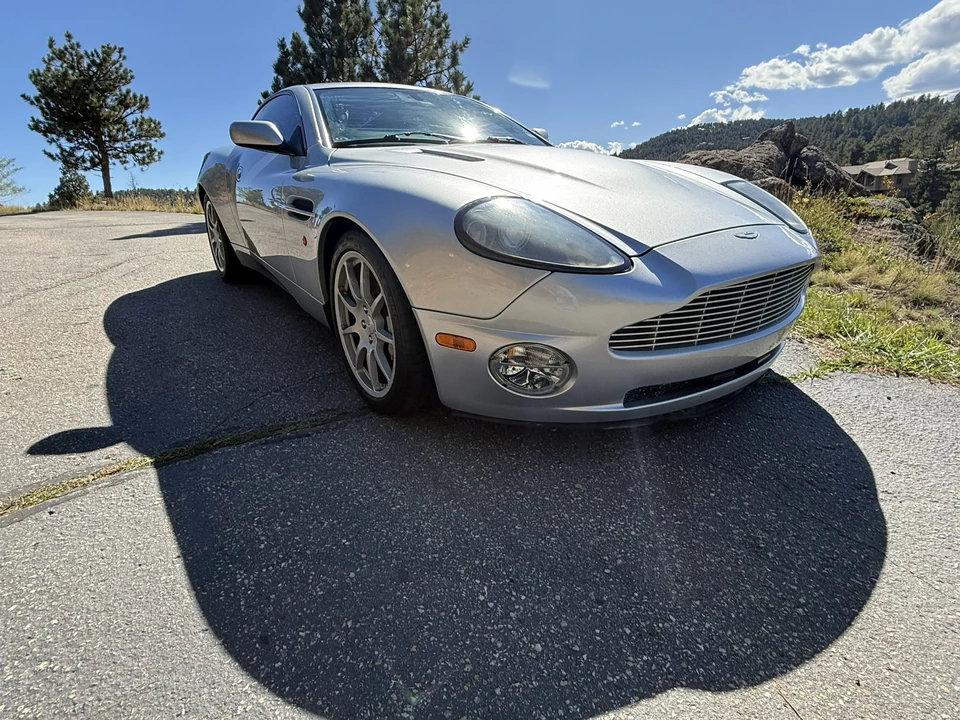 2004 Aston Martin Vanquish 1st Gen - Image 5 of 31