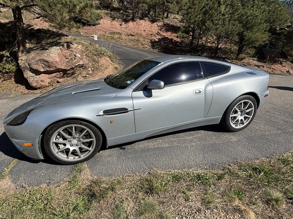 2004 Aston Martin Vanquish 1st Gen - Image 11 of 31