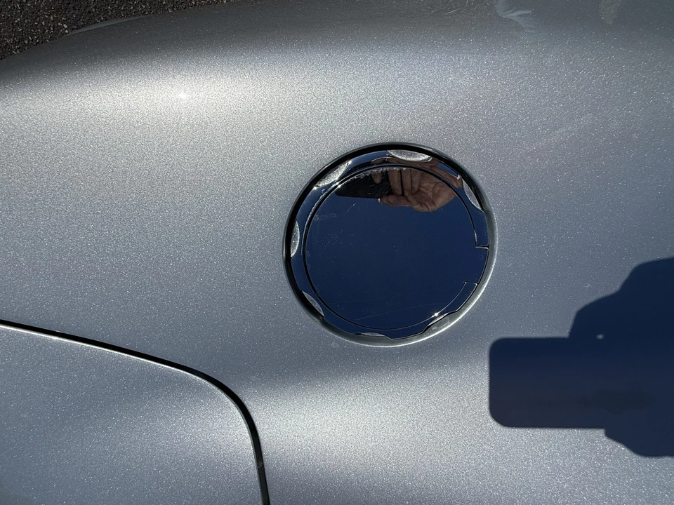 2004 Aston Martin Vanquish 1st Gen - Image 30 of 31