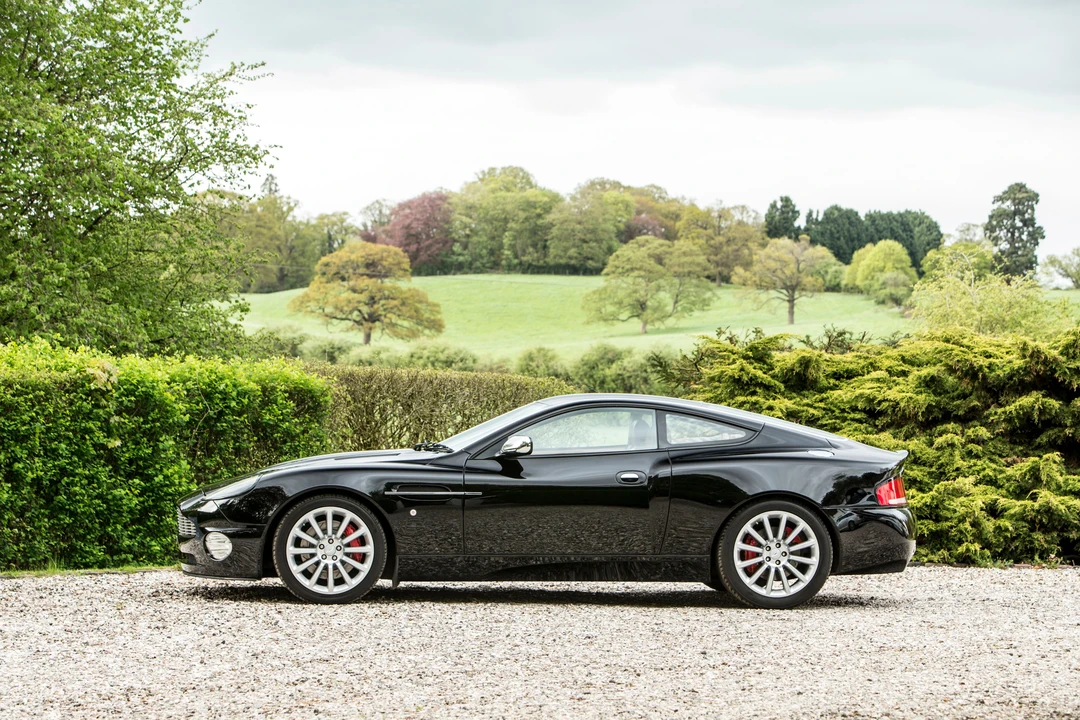 2004 Aston Martin Vanquish 1st Gen - Image 30 of 31