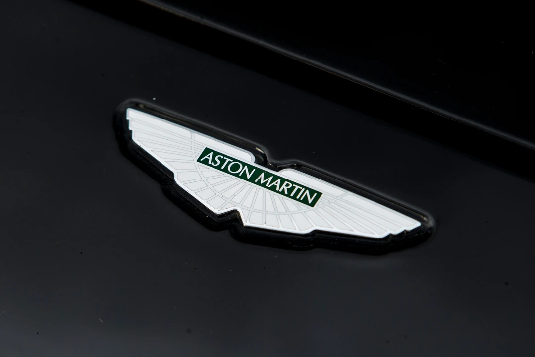 2004 Aston Martin Vanquish 1st Gen - Image 31 of 31