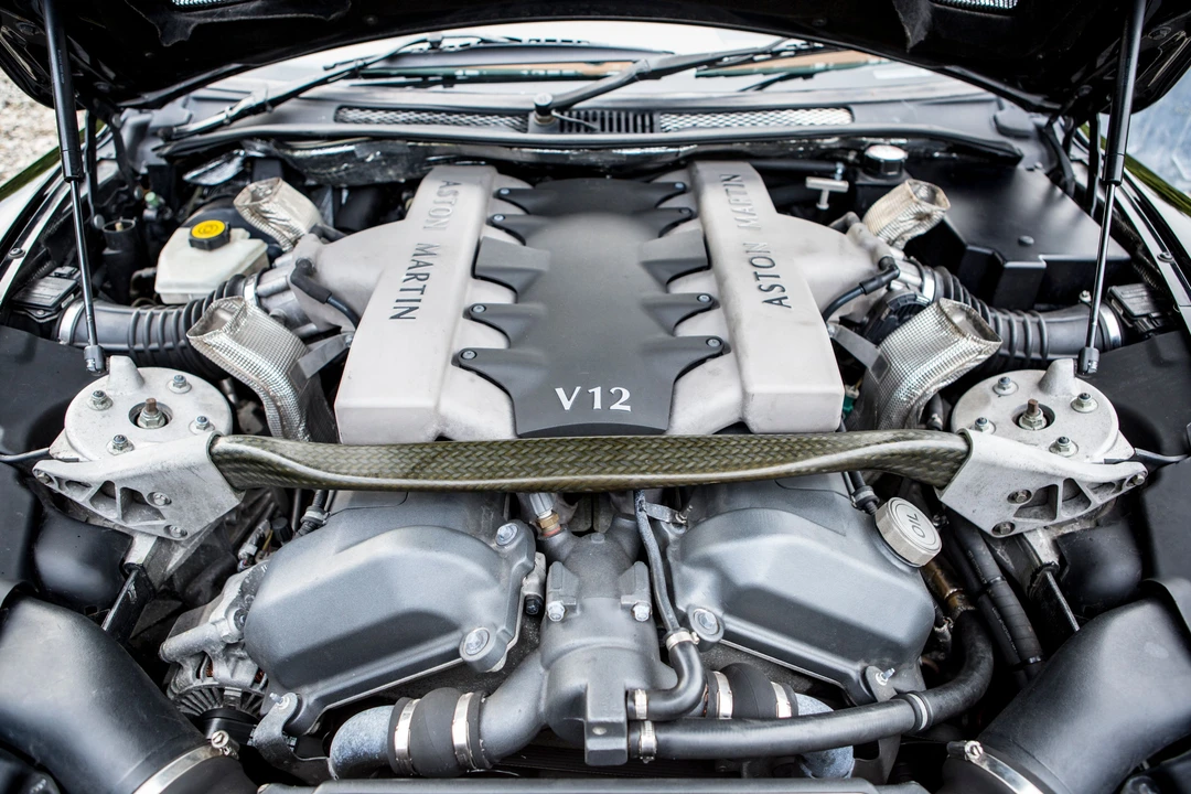2004 Aston Martin Vanquish 1st Gen - Image 4 of 31