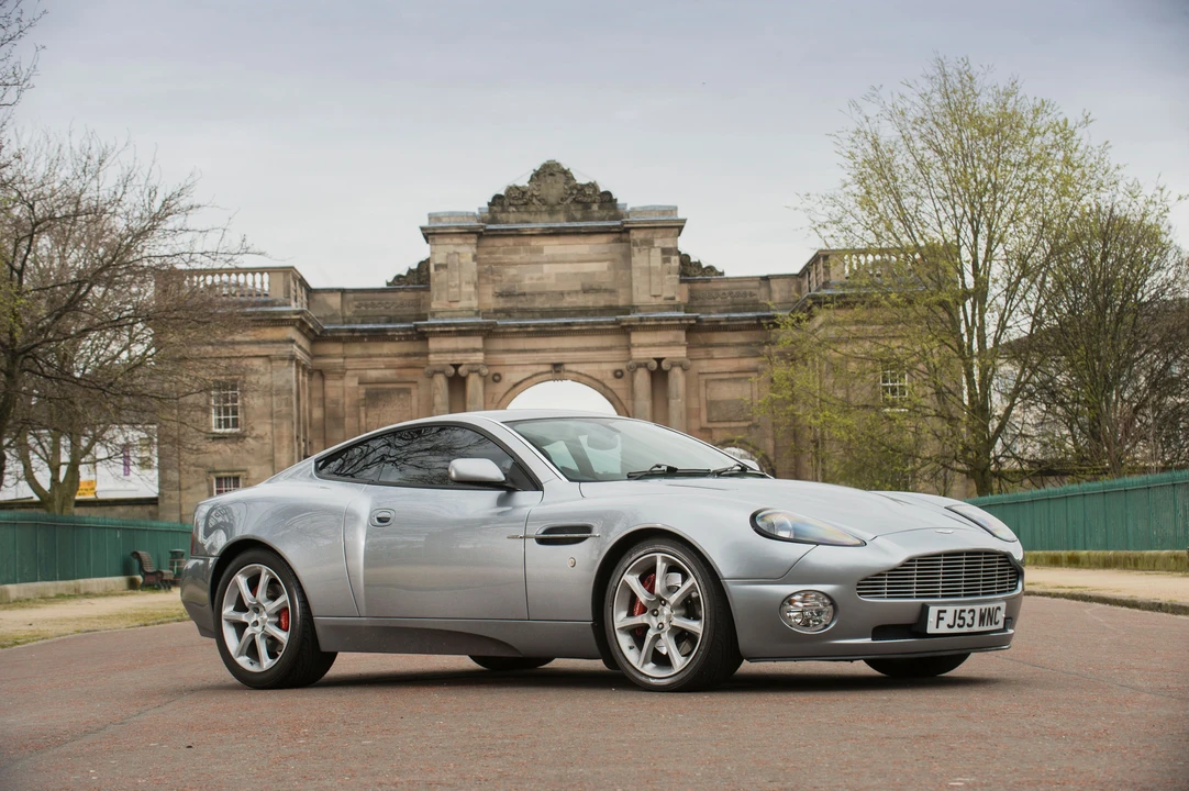 2004 Aston Martin Vanquish 1st Gen - Image 6 of 21