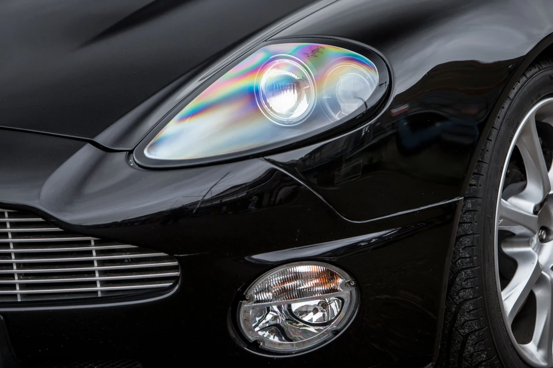 2004 Aston Martin Vanquish 1st Gen - Image 9 of 13