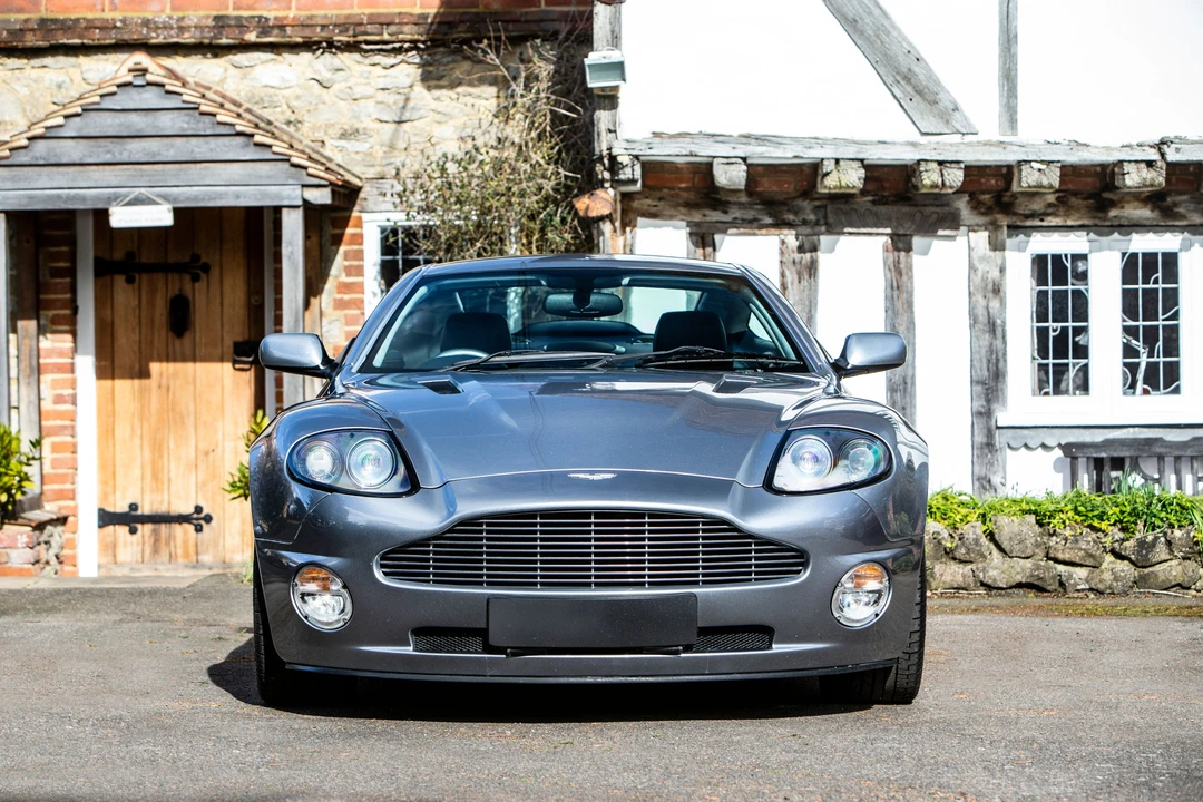 2004 Aston Martin Vanquish 1st Gen - Image 4 of 28