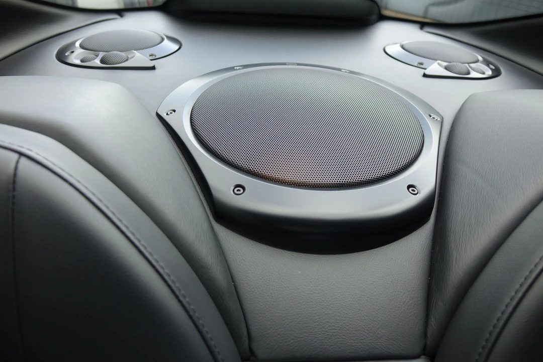 2004 Aston Martin Vanquish 1st Gen - Image 4 of 28