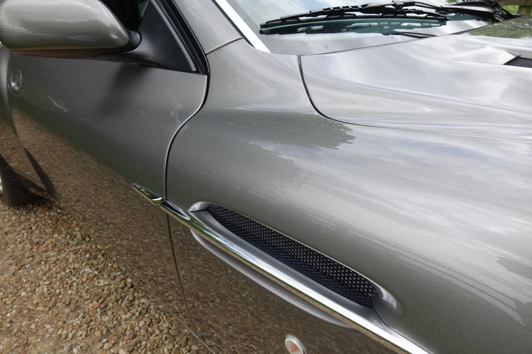 2004 Aston Martin Vanquish 1st Gen - Image 17 of 28