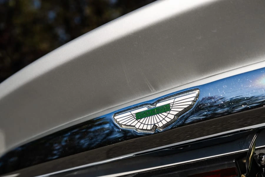 2004 Aston Martin Vanquish 1st Gen - Image 10 of 31