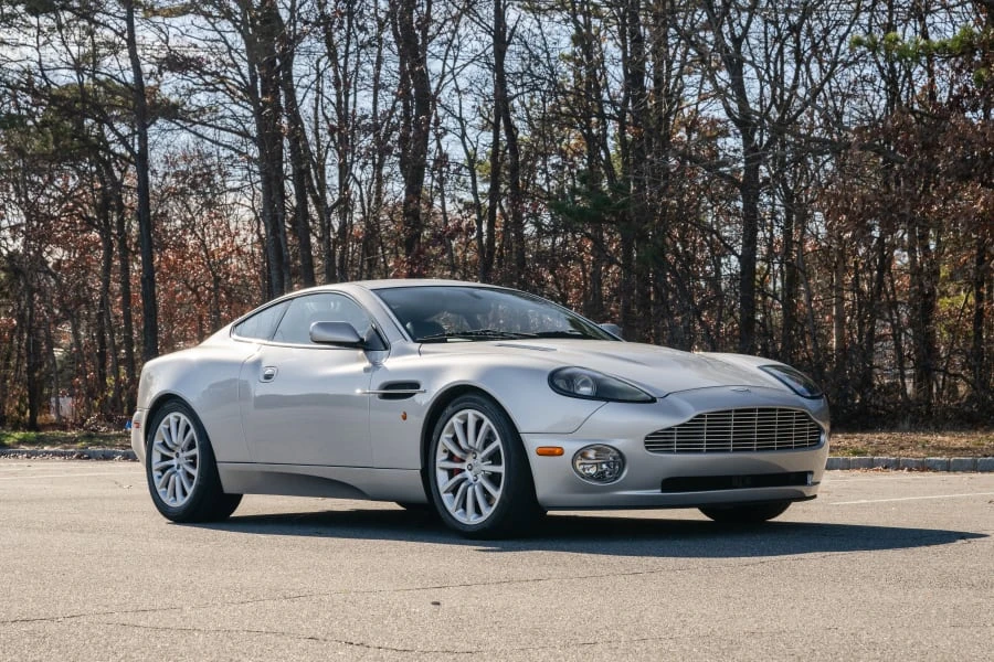 2004 Aston Martin Vanquish 1st Gen - Image 9 of 31