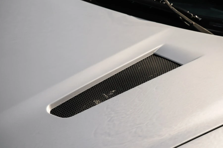 2004 Aston Martin Vanquish 1st Gen - Image 16 of 31