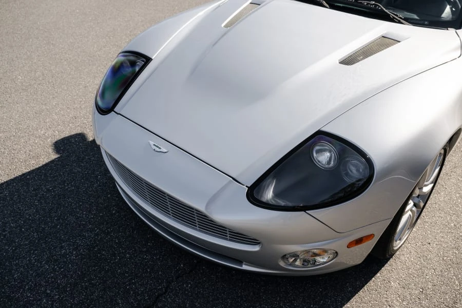 2004 Aston Martin Vanquish 1st Gen - Image 17 of 31