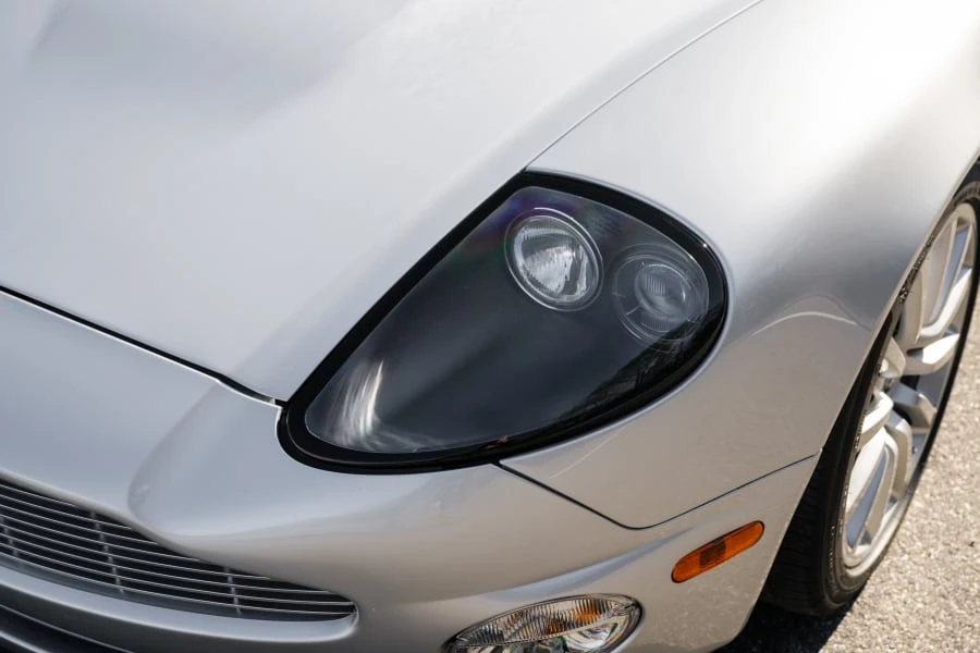 2004 Aston Martin Vanquish 1st Gen - Image 20 of 31