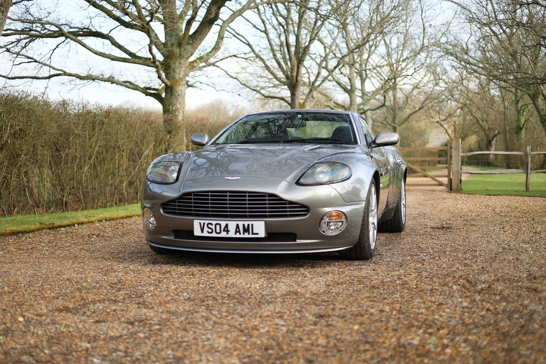 2004 Aston Martin Vanquish 1st Gen - Image 3 of 30