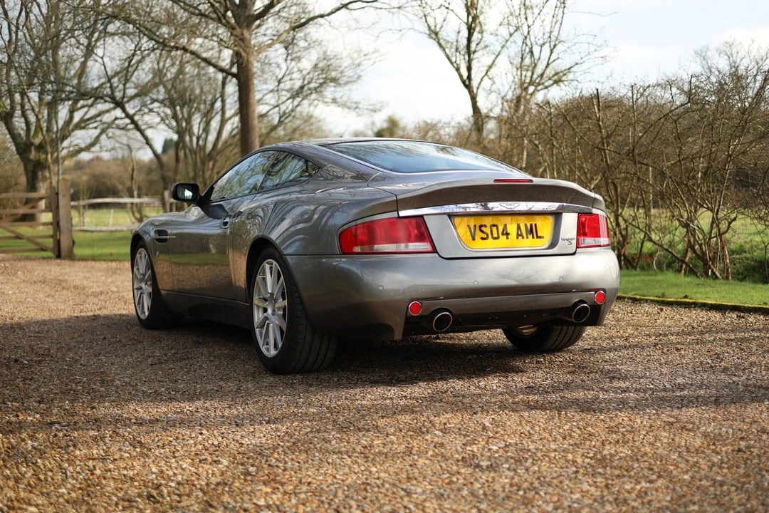 2004 Aston Martin Vanquish 1st Gen - Image 12 of 30