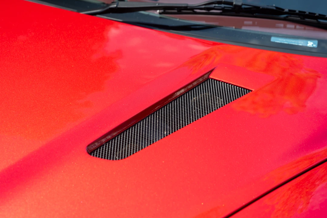 2004 Aston Martin Vanquish 1st Gen - Image 18 of 31