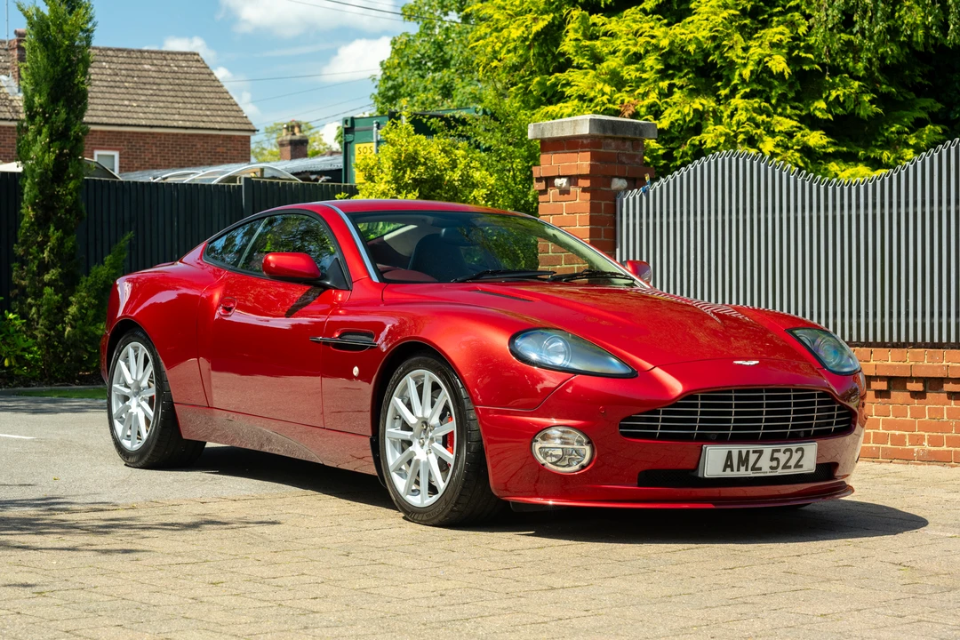 2004 Aston Martin Vanquish 1st Gen - Image 9 of 31