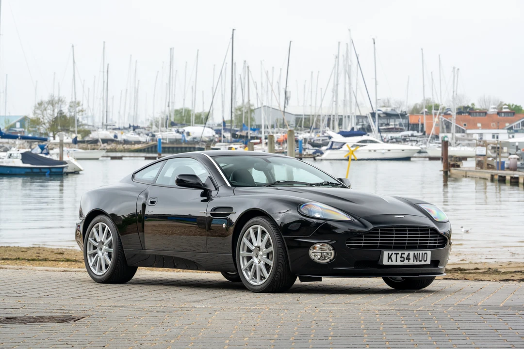 2004 Aston Martin Vanquish 1st Gen - Image 9 of 31