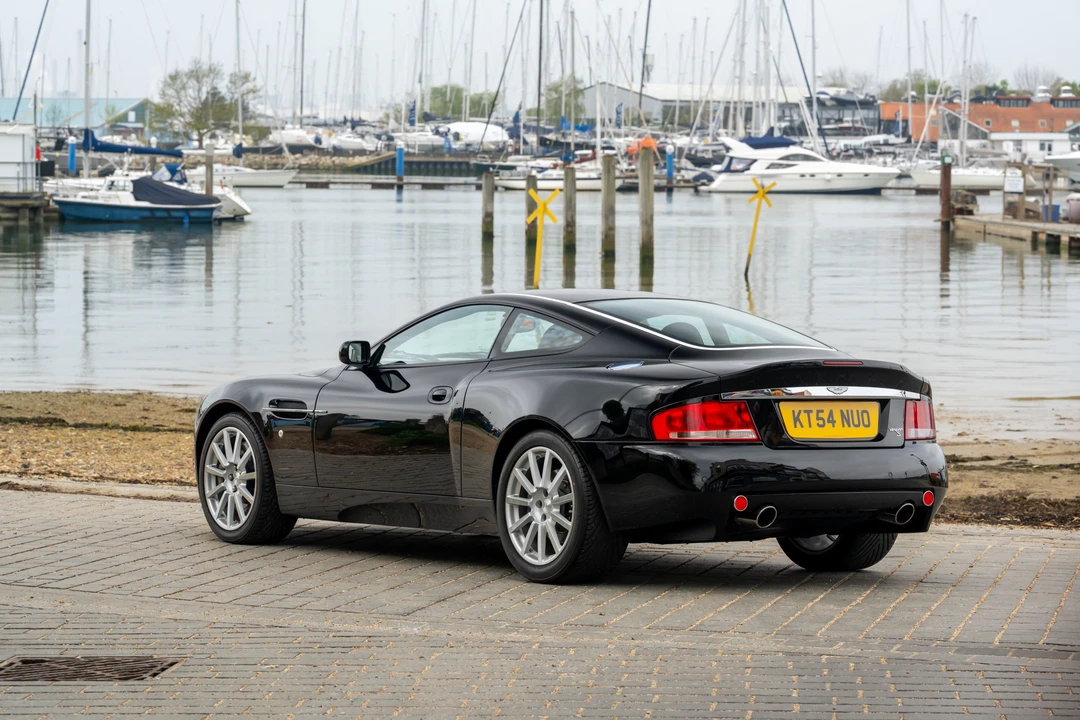 2004 Aston Martin Vanquish 1st Gen - Image 5 of 31