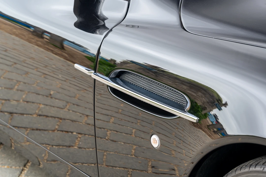 2004 Aston Martin Vanquish 1st Gen - Image 12 of 31