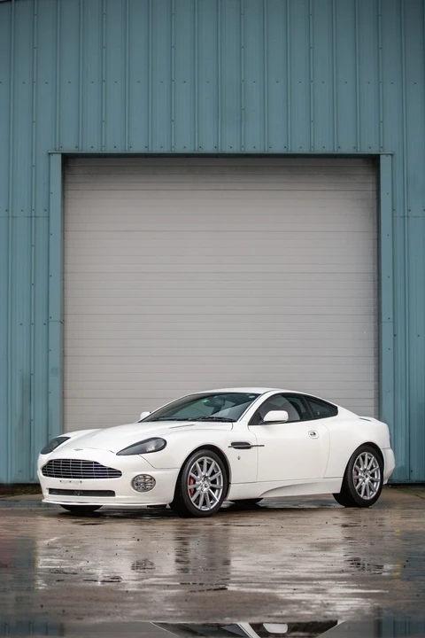 2004 Aston Martin Vanquish 1st Gen - Image 8 of 31