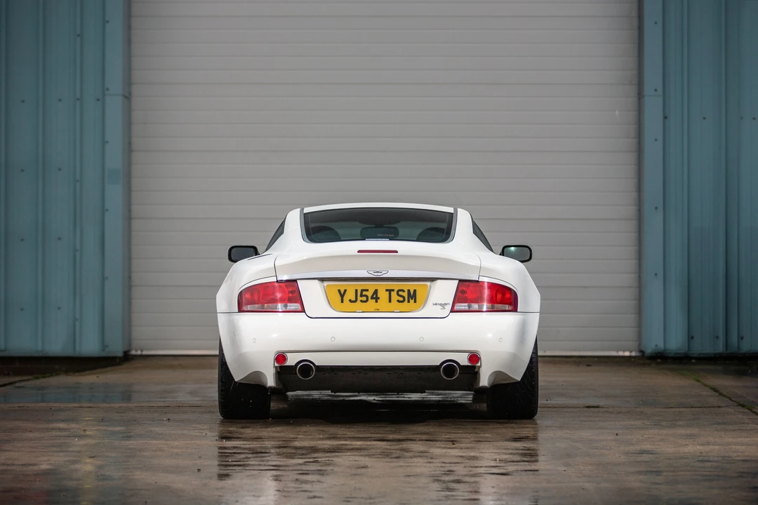 2004 Aston Martin Vanquish 1st Gen - Image 15 of 31