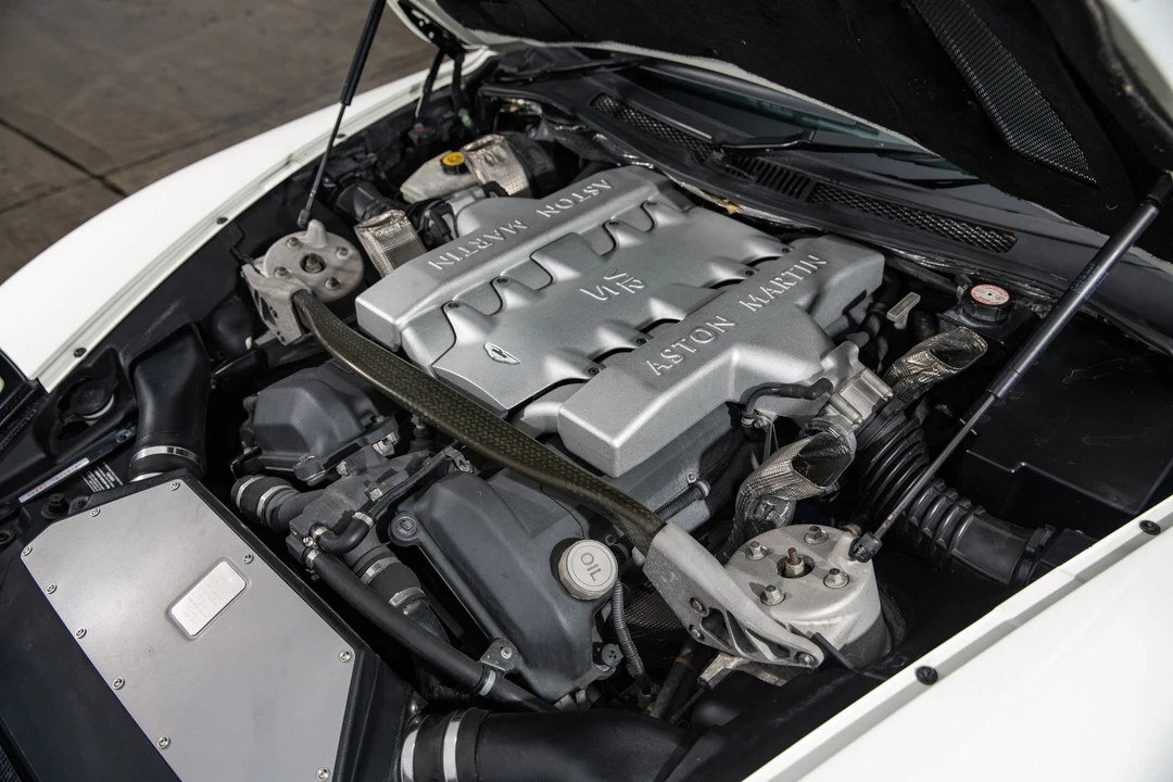 2004 Aston Martin Vanquish 1st Gen - Image 14 of 31