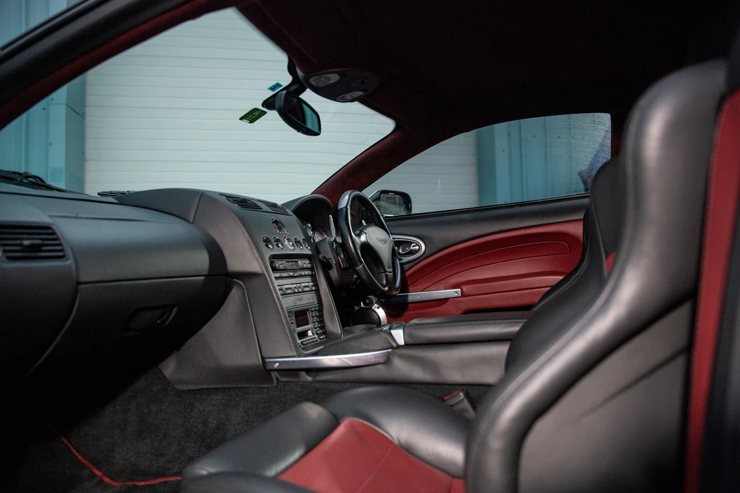 2004 Aston Martin Vanquish 1st Gen - Image 7 of 31