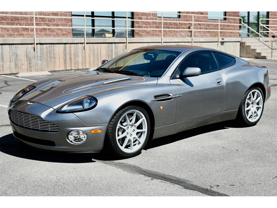 2004 Aston Martin Vanquish 1st Gen - Image 6 of 31
